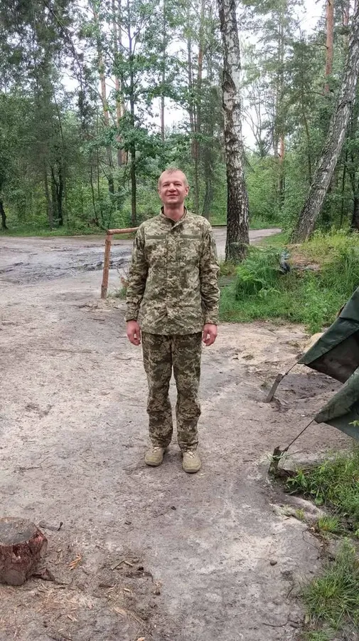 Волинянин із двома побратимами відбив атаку двадцяти російських штурмовиків