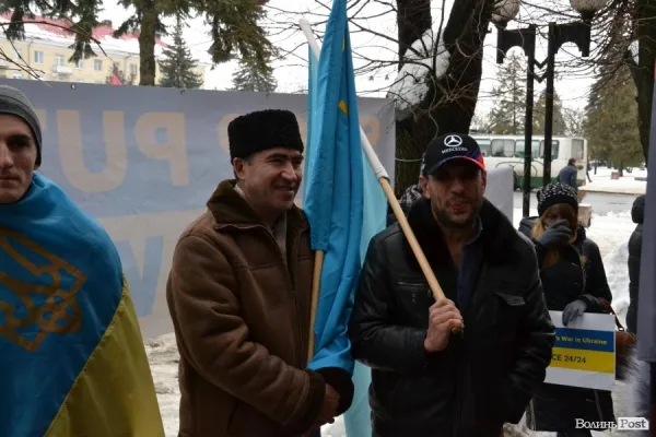 У Луцьку вкотре пікетували російський банк (фото)
