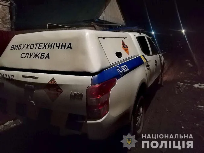 На Рівненщині в хаті вибухнула граната: загинули двоє чоловіків (фото, відео 18+)