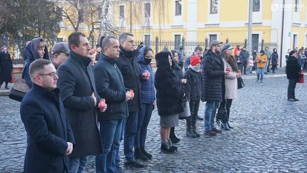 У Луцьку вшанували пам'ять жертв Голодомору (фото, відео)