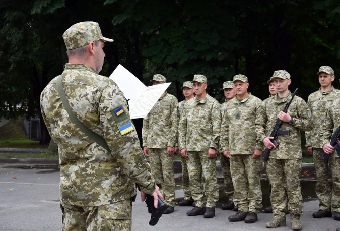 У Луцьку волинські прикордонники склали військову присягу (фото)