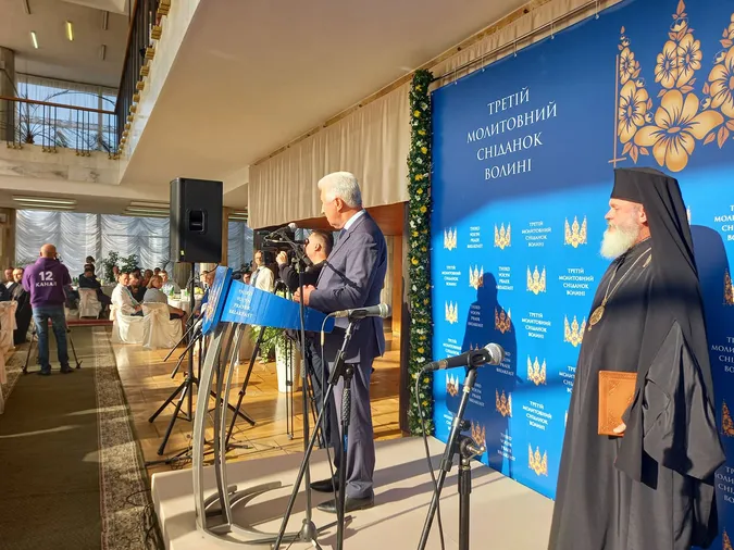 У Луцьку стартував третій Молитовний сніданок (фото)