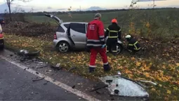 Різали автівку, щоб звільнити водійку: подробиці моторошної ДТП у Луцькому районі (фото)