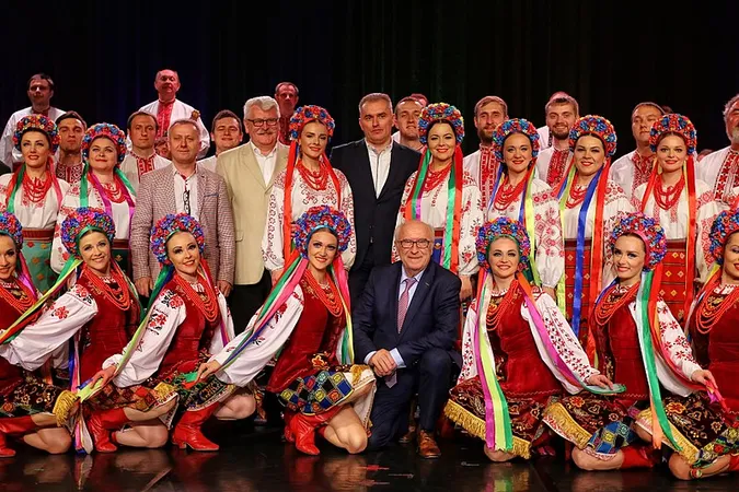 У Луцьку виступить хор Верьовки: скільки коштує квиток (фото)