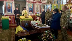 Зупинилось серце: на Волині провели в останню путь захисницю Ольгу Кулікову (фото)