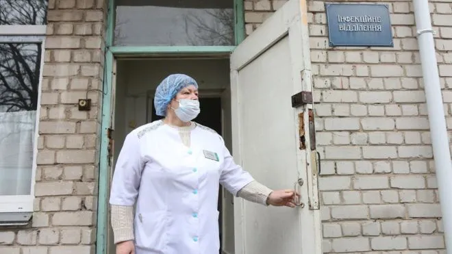 Коронавірус в Україні: симптоми, тести, як вберегтися
