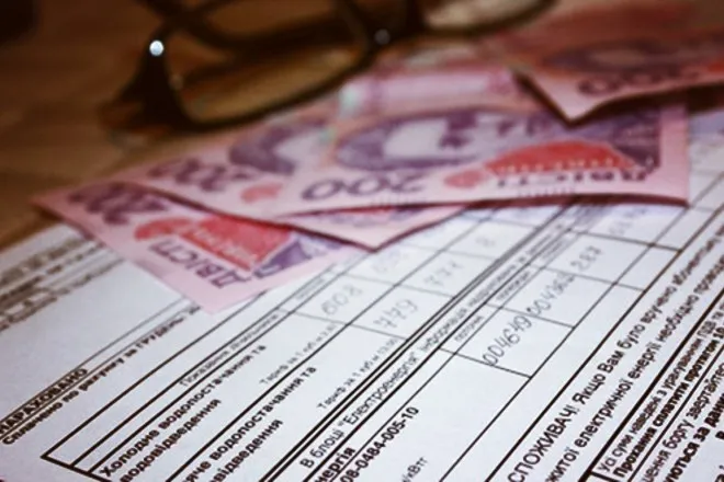 Прем'єр радить звертатися до місцевої влади з питаннями щодо комуналки