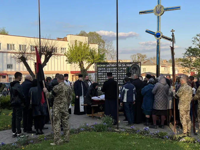 На Волині провели в останню путь загиблого гранатометника Гайка Хачатряна (фото)