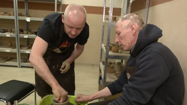 Терапія для військових: під Луцьком проводять гончарні майстер-класи (фото, відео)