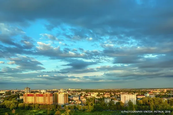 Опублікували неймовірні фото Луцька