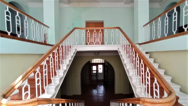 Будівлю колишнього райкому в Іваничах продали за понад 5 мільйонів: хто новий власник