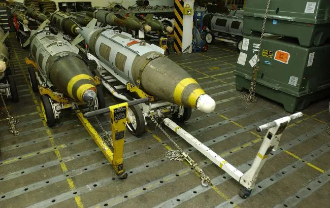 США можуть передати Україні комплекти для «розумних авіабомб»