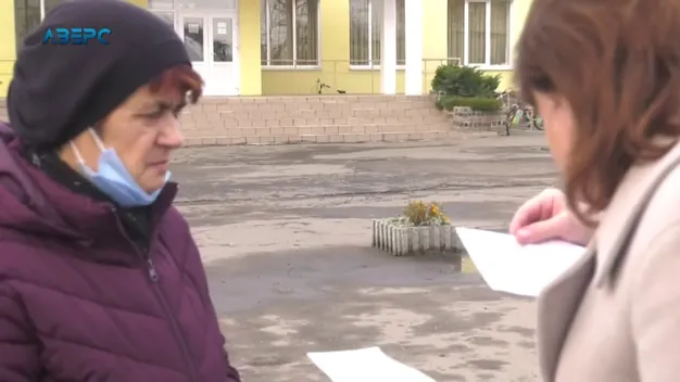 Був інсульт, а став COVID: на Волині чоловіка поховали у спецмішку (відео)