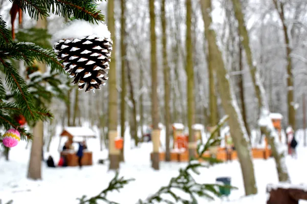 Волинські лісівники нагородили маленьких майстрів новорічних іграшок (фото)