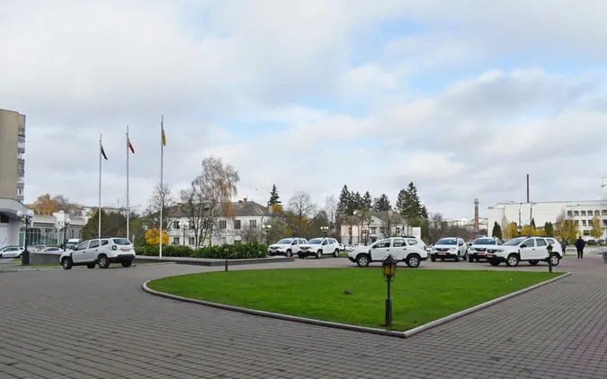 Волинські медики отримали 40 нових автомобілів