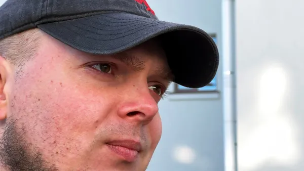 «Війна змінила все, крім бажання захищати країну», – азовець з Волині про війну, травму і реабілітацію (відео)