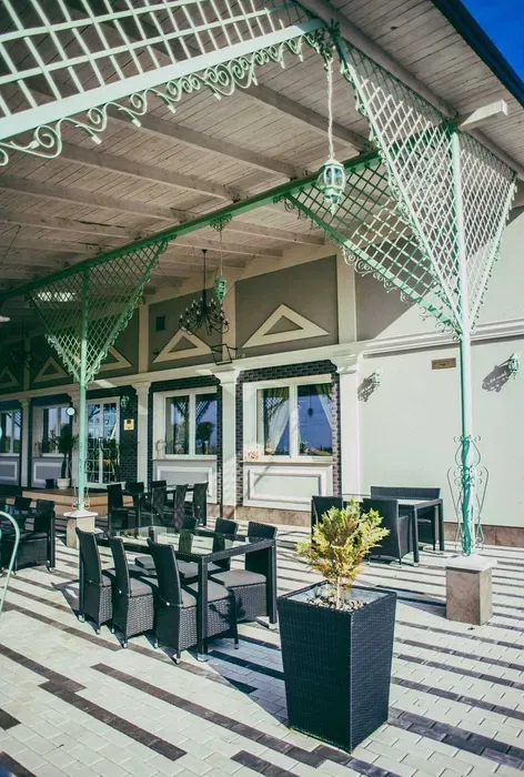 На Волині біля кордону продають ресторан у стилі Пшонки з VIP-кімнатою (фото)