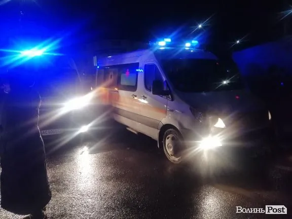 Муніципали з важкою технікою та рішенням суду приїхали демонтувати ринок