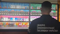 У Луцьку продавали «ліві» рідини для електронних сигарет (фото)