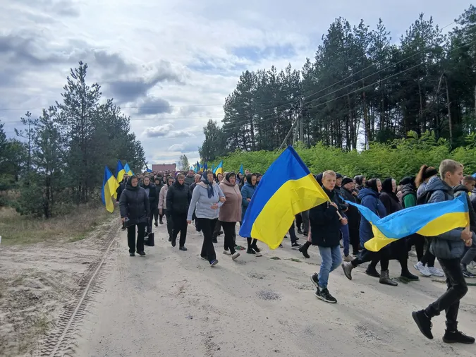 У громаді на Волині попрощалися із бійцем Віктором Карпуком (фото)
