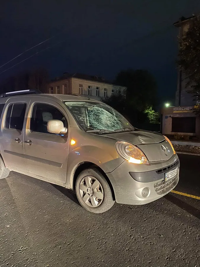 У Луцьку ДТП на проспекті Волі, постраждалого забрала швидка (фото)