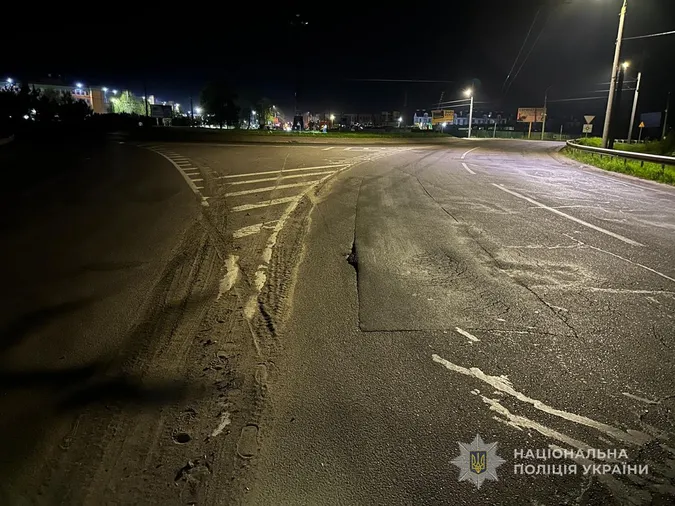 Вночі на в'їзді у Луцьк загинув 17-річний мотоцикліст (фото)