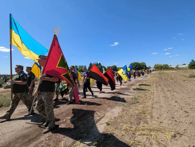 На Волині попрощалися із 30-річним Героєм Віталієм Ксьондзиком (фото)