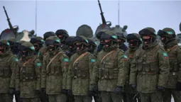 12 квітня путін «душитиме» лукашенка, щоб той напав на Волинському напрямку (відео)