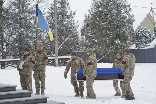 Загинув на Куп'янському напрямку: на Волині попрощалися з Романом Люлькою (фото)