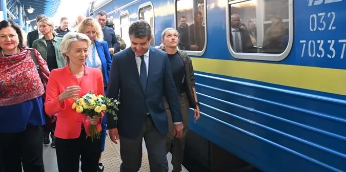 Президентка Єврокомісії приїхала до Києва
