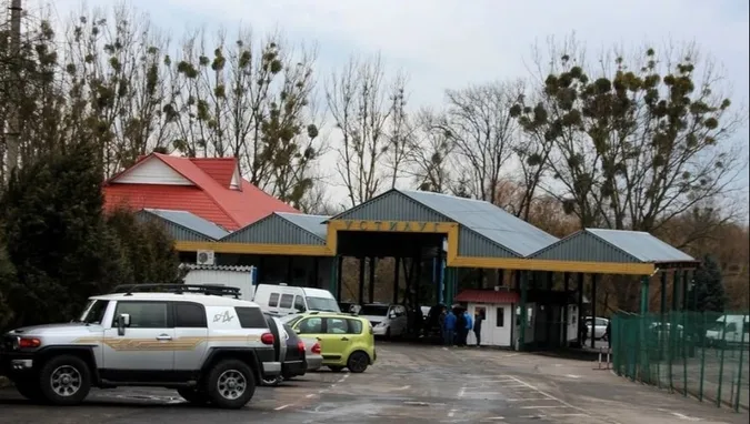Жінка з фіктивною інвалідністю намагалася незаконно вивезти свого чоловіка через «Устилуг»