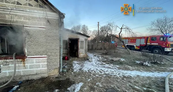 У Луцькому районі в пожежі загинули мати з сином (фото, відео)