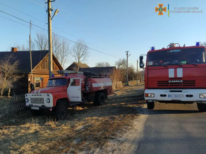 На Волині пожежник врятував життя 85-річному дідусю (фото)