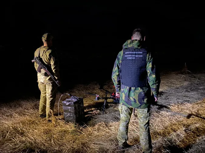 Луцькі прикордонники зірвали дві нічні оборудки контрабандистів (фото)