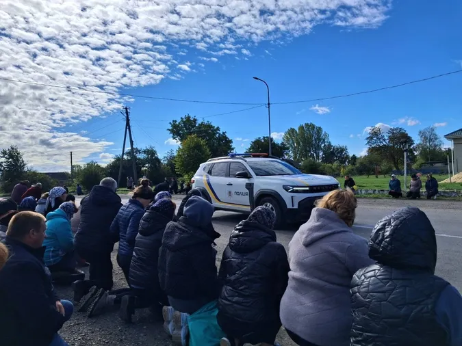 На Волині попрощалися із 33-річним Героєм Володимиром Теслюком (фото)