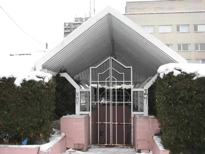 У центрі Луцька пропонують відновити роботу громадської вбиральні