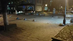 На Лесі Українки зруйнували обмежувач руху (фото) 
