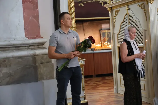 У Луцьку попрощалися з Героєм Дмитром Солонніковим (фото)