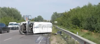 Повиривало сидіння: під Луцьком – аварія з бусом (відео)