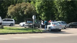 Рух ускладнений: у Луцьку – аварія біля історичного (фото, відео)