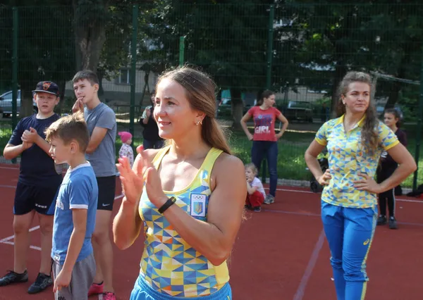 Як лучани робили зарядку разом з олімпійцями (фото)