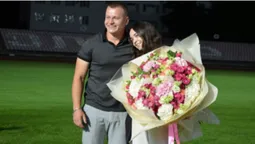 Сюрприз на «Авангарді»: лучанин освідчився коханій на стадіоні (фото, відео)