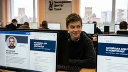 «Хотів перевірити англійську»: учень з Луцька «зареєстрував» вчителя на сайті знайомств (відео)