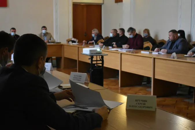 Об’єднання світлофорів і сигнали на швидкість: як дороги на Волині ставатимуть безпечнішими