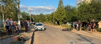 Обоє – неповнолітні: на Волині мотоцикліст збив велосипедиста (фото)