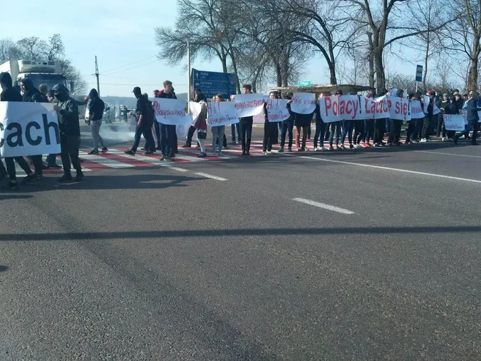 Напередодні теракту в Луцьку на Львівщині відбувались «польські» акції протесту (фото)