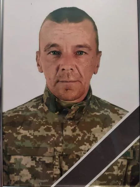 На Ратнівщині поховали воїна, якого вважали безвісти зниклим