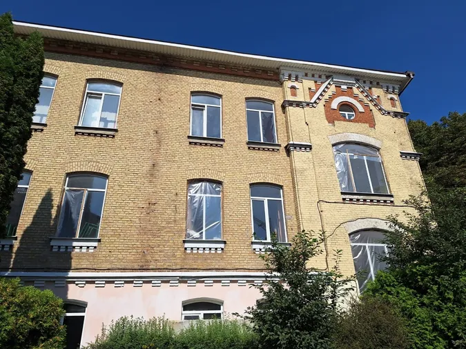 На ремонт волинського ліцею після ворожої атаки виділили понад три мільйони (фото)