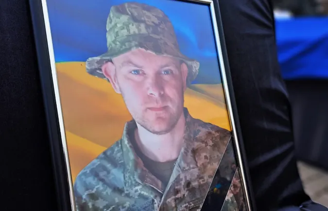 Близькі не хотіли вірити: у Ковелі попрощалися із воїном Ігорем Мацком (фото)