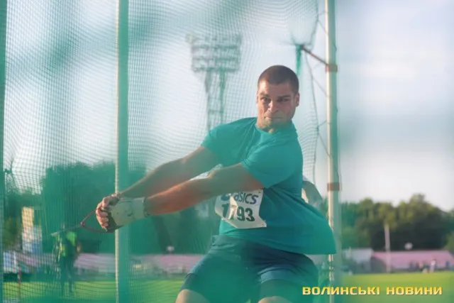 Чемпіонат з легкої атлетики в Луцьку: підсумки волинян за перший день та яскраві моменти (ФОТО)